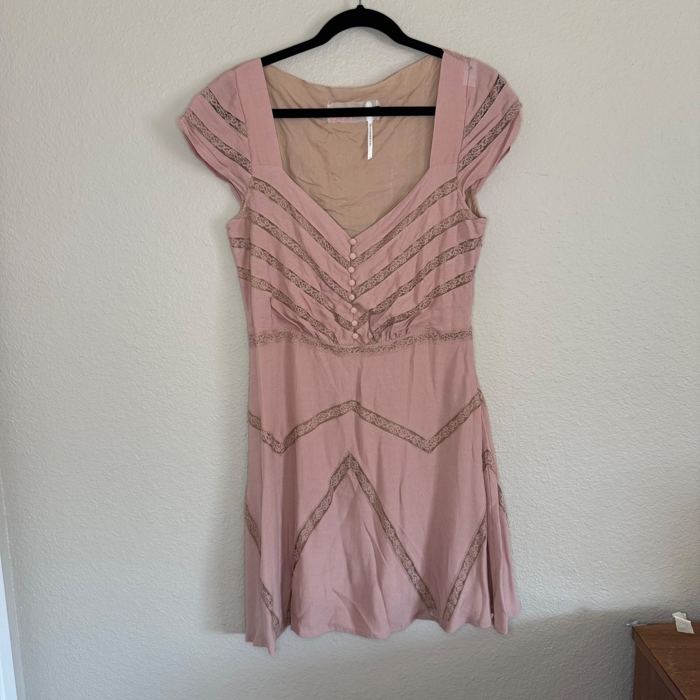 Free People 12 Babydoll Petal Pink Lace Trim Mini Dress Coquette Romantic Boho